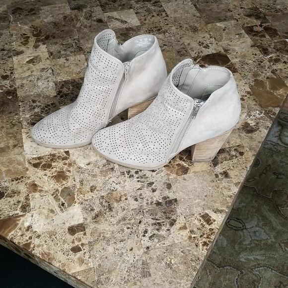 Carlos Hacey Booties  - Picture 3 of 8